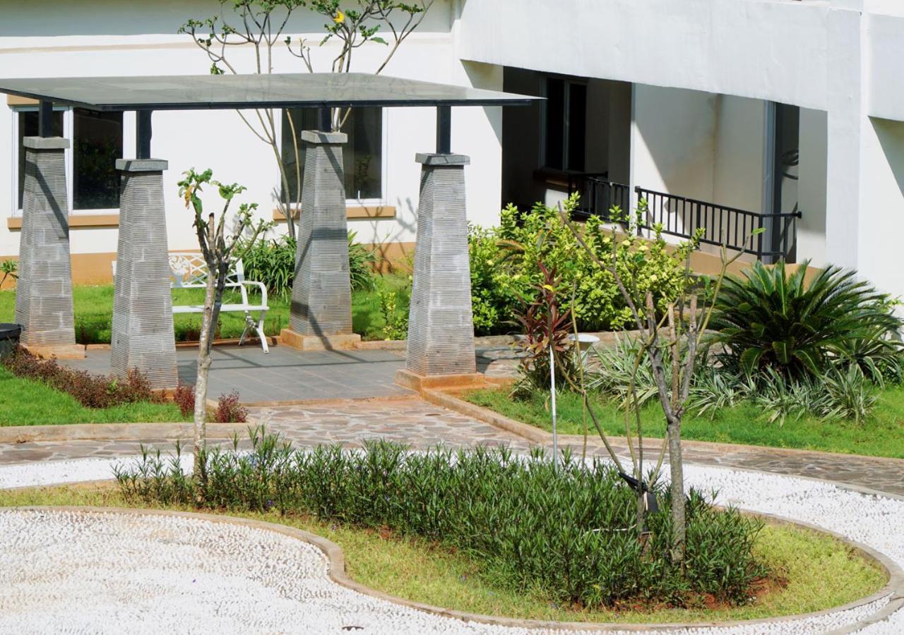 Bandara City Apartemen- 2Br Tangerang Exterior photo